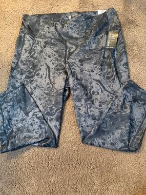 Ideology Black and Gray Swirl Leggings Women’s XXL NWT